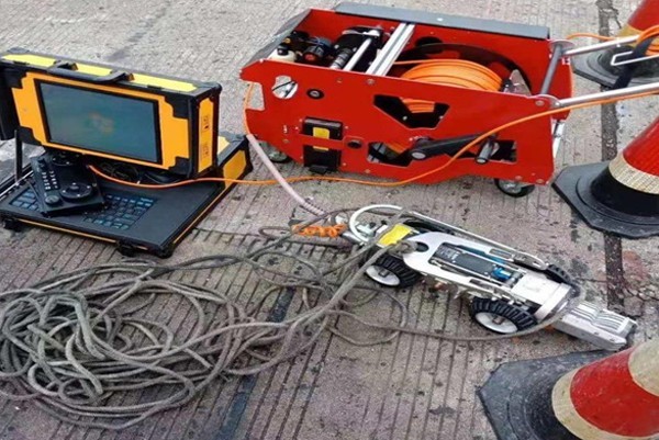 平遥CCTV管道检测机器人